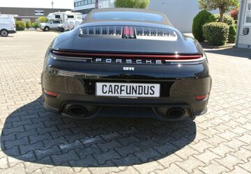 Porsche 992 2.999 km 148.992 &euro; Köln Lövenich 50859