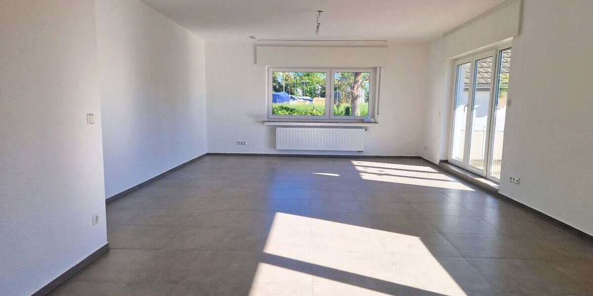 Etagenwohnung Hennef - 3 Zimmer, 120 m&sup2;, 1.310&euro; | Angebot:27200610