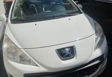 Peugeot 207 85.300 km 4.900 &euro; Köln 50859