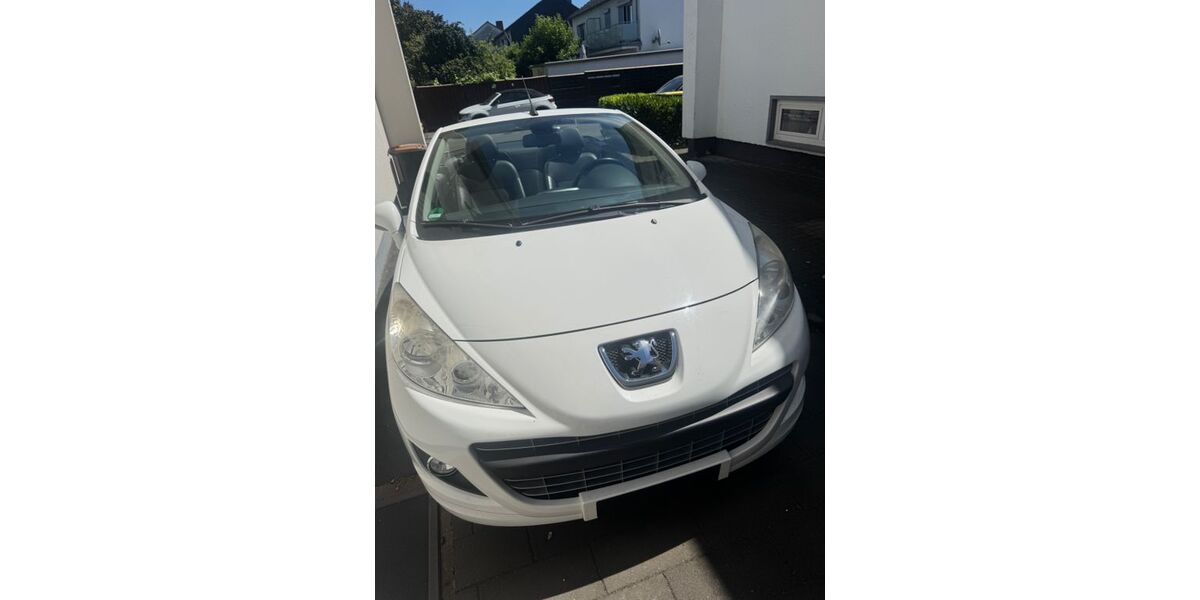 Peugeot 207 85.300 km 4.900 &euro; Köln 50859