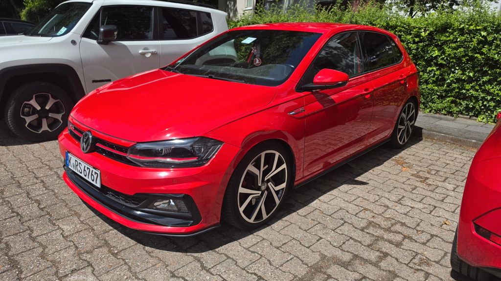 VW Polo 103.500 km 14.700 &euro; Köln 51149