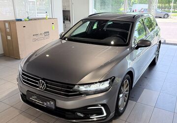 VW Passat Variant 156.000 km 14.950 &euro; Köln 51103