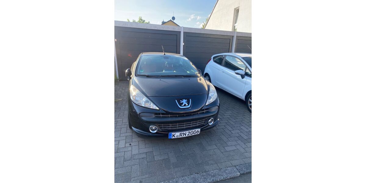 Peugeot 207 140.000 km 2.999 &euro; Köln 50767
