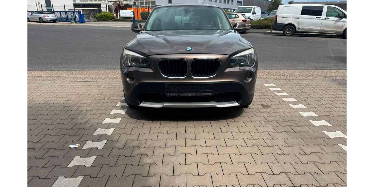 BMW X1 195.000 km 6.600 &euro; Köln 51107