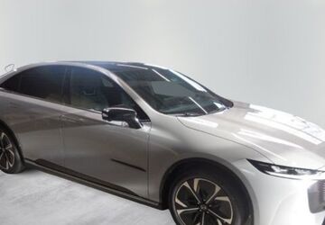 Mazda 6e 6.410 km 32.880 &euro; Köln 50825