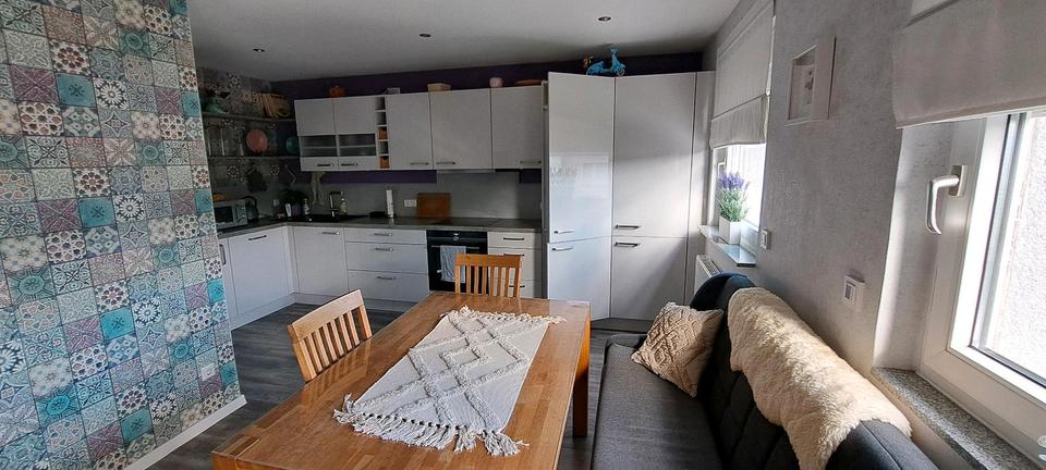 Etagenwohnung Bedburg - 2 Zimmer, 62 m&sup2;, 1.300&euro; | Angebot:26717855