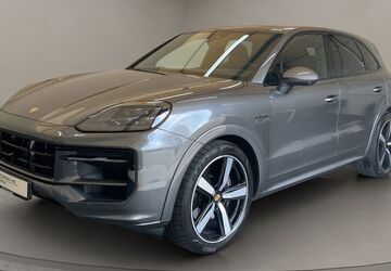 Porsche Cayenne 27.912 km 99.800 &euro; Köln 50823