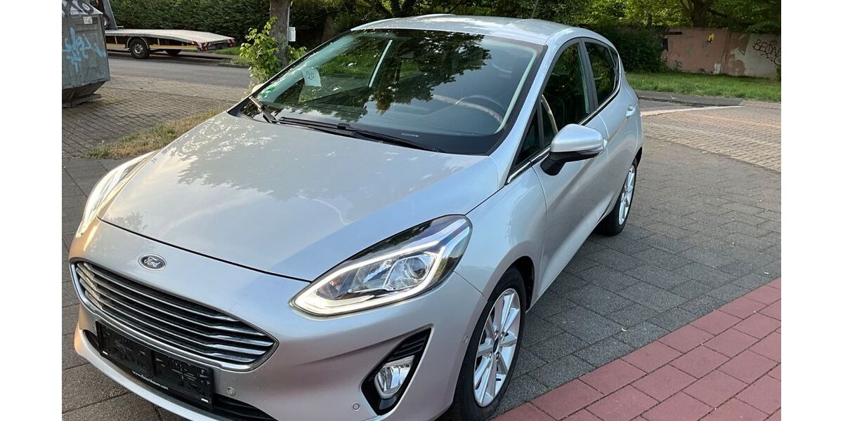 Ford Fiesta 150.000 km 6.590 &euro; koeln 51105