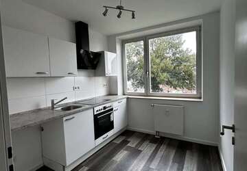 Wohnung Frechen Hücheln - 3 Zimmer, 100 m&sup2;, 1.300&euro; | Angebot:26953402