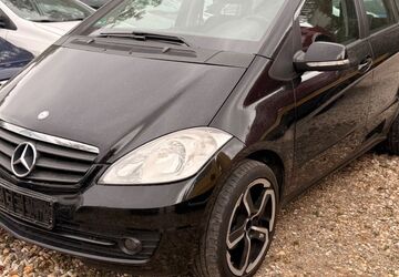 Mercedes-Benz A 180 393.345 km 1.290 &euro; Köln 51065