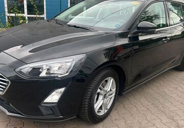 Ford Focus 49.222 km 14.500 &euro; Köln 50829