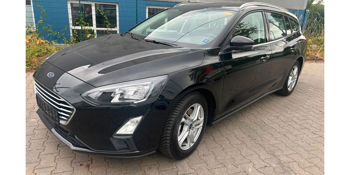 Ford Focus 49.222 km 14.500 &euro; Köln 50829