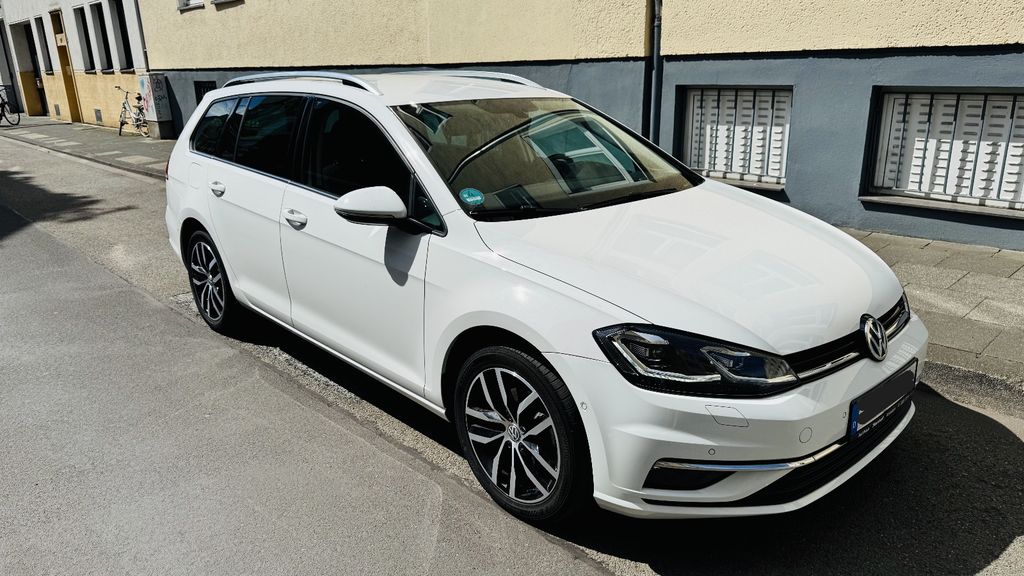 VW Golf 97.500 km 16.600 &euro; Köln 50676