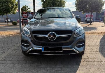 Mercedes-Benz GLE 350 157.500 km 29.900 &euro; Köln 50858