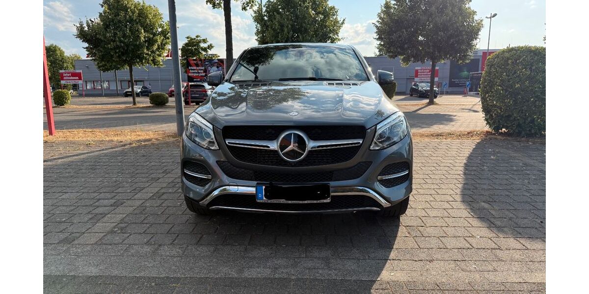 Mercedes-Benz GLE 350 157.500 km 29.900 &euro; Köln 50858