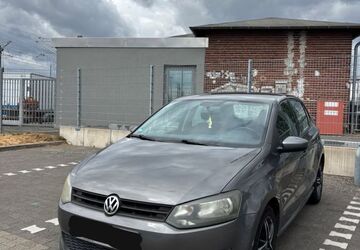 VW Polo 137.000 km 6.000 &euro; Köln 51143