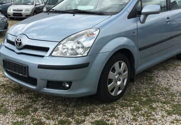 Toyota Corolla Verso 168.000 km 4.499 &euro; Bonn 53227
