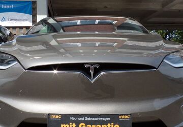 Tesla Model X 185.900 km 35.900 &euro; Köln 51069
