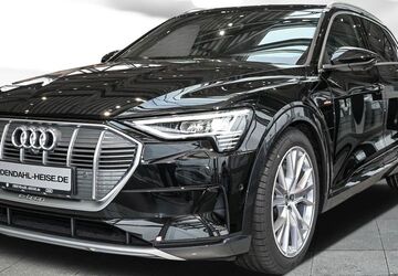 Audi e-tron 14.900 km 33.950 &euro; Köln 50739