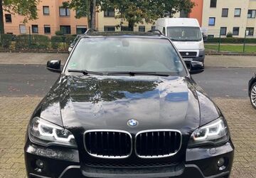 BMW X5 203.630 km 11.950 &euro; Köln 51149