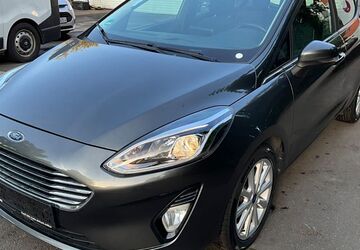 Ford Fiesta 109.000 km 8.500 &euro; koeln 51105
