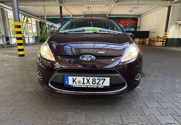 Ford Fiesta 199.000 km 2.850 &euro; Köln 50827