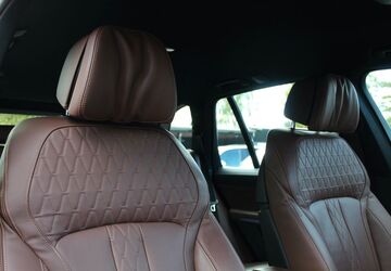 BMW X5 124.000 km 44.490 &euro; Köln 51107