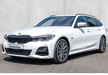 BMW 330 65.964 km 30.995 &euro; Köln-West 50858