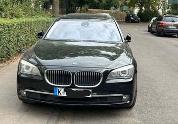 BMW 730 173.500 km 16.200 &euro; Köln 51107