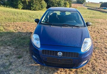 Fiat Grande Punto 137.824 km 2.750 &euro; Rösrath 51503