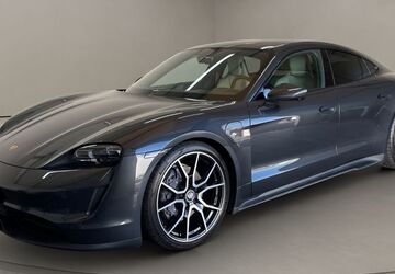 Porsche Taycan 26.877 km 70.700 &euro; Köln 50823