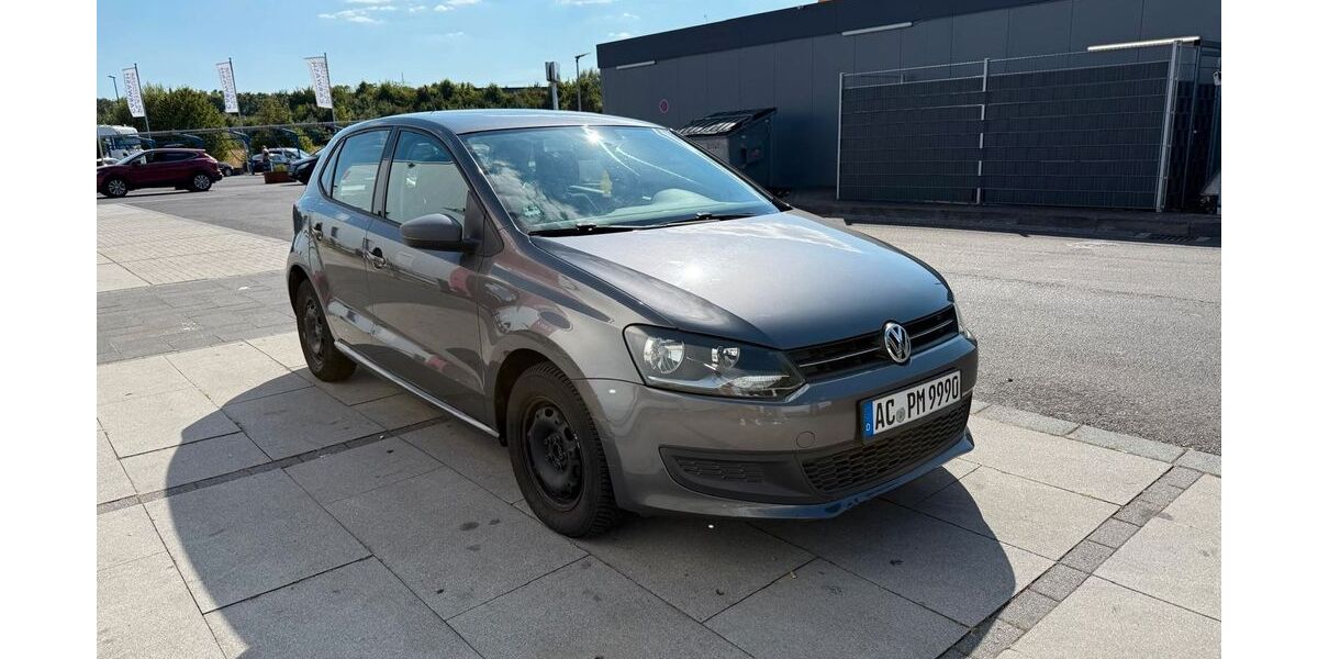 VW Polo 138.000 km 6.700 &euro; Köln 51107