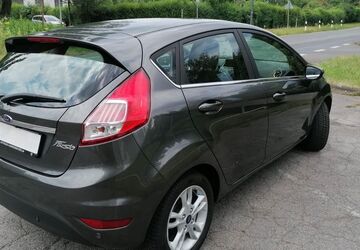 Ford Fiesta 101.161 km 7.350 &euro; Köln 51143