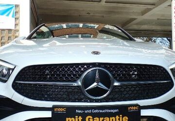 Mercedes-Benz A 180 114.000 km 25.900 &euro; Köln 51069