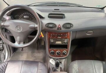 Mercedes-Benz A 160 235.000 km 1.990 &euro; Frechen 50226