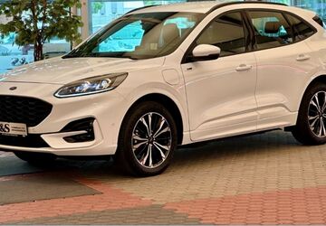 Ford Kuga 42.182 km 23.900 &euro; Köln 50769