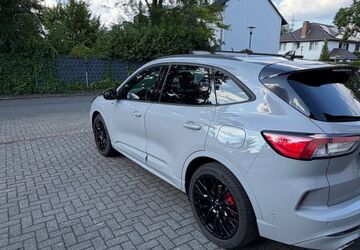 Ford Kuga 57.100 km 29.500 &euro; Köln 51109