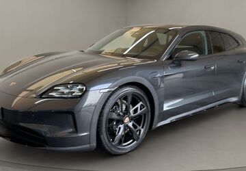 Porsche Taycan 10.000 km 134.400 &euro; Köln 50823