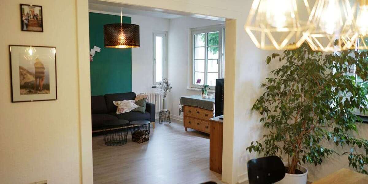 Etagenwohnung Leverkusen Wiesdorf - 3 Zimmer, 107 m&sup2;, 1.150&euro; | Angebot:27214528