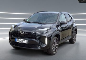 Toyota Yaris Cross 4.900 km 27.290 &euro; Köln 51149