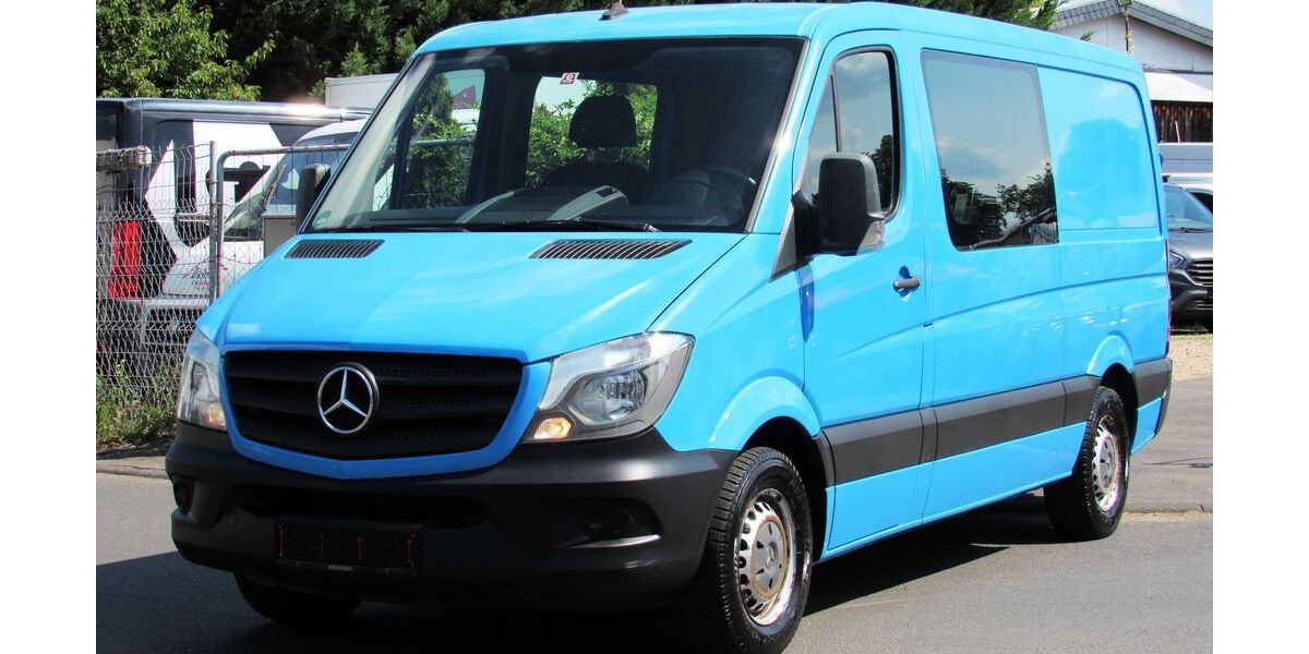 Mercedes-Benz Sprinter 289.000 km 8.900 &euro; Köln-Rath 51107