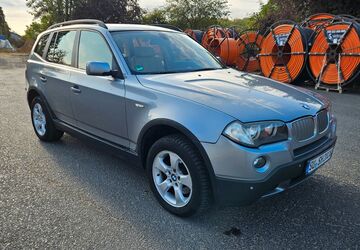 BMW X3 220.000 km 4.900 &euro; Köln 51109