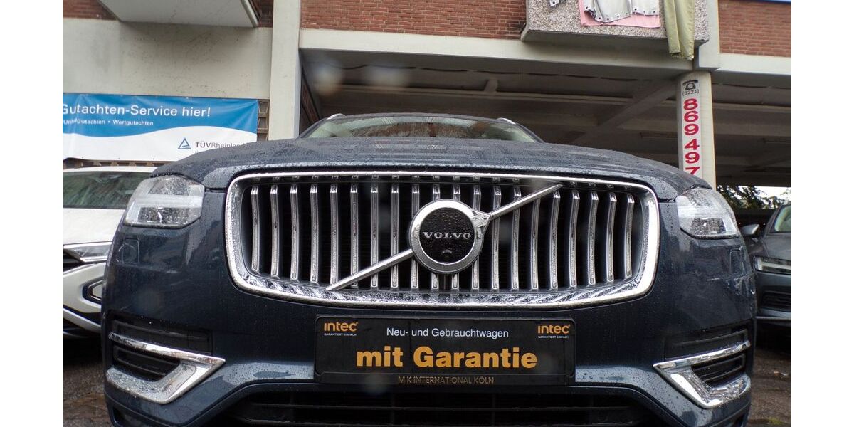 Volvo XC90 59.555 km 39.900 &euro; Köln 51069
