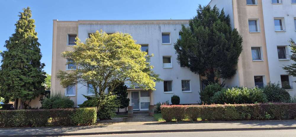 Etagenwohnung Leverkusen Wiesdorf - 3 Zimmer, 74 m&sup2;, 749&euro; | Angebot:27290264