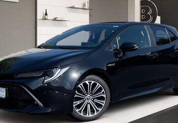 Toyota Corolla 82.001 km 18.988 &euro; Köln 51069