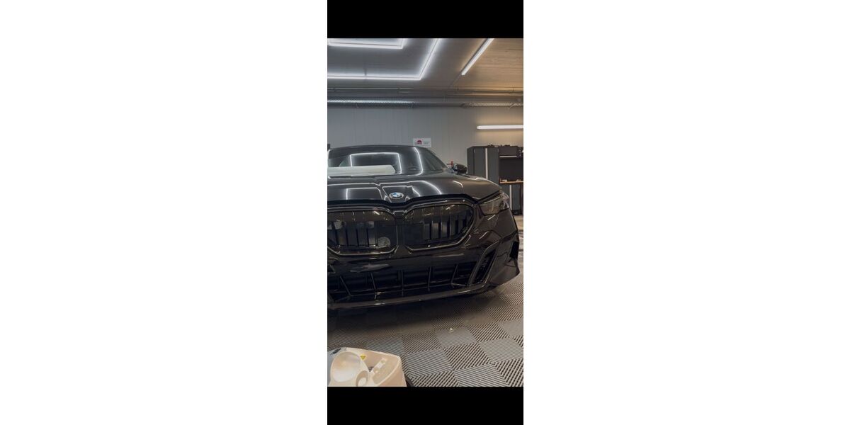 BMW 520 5.454 km 59.300 &euro; Köln 51065