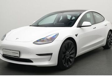 Tesla Model 3 71.355 km 29.988 &euro; Leverkusen 51379
