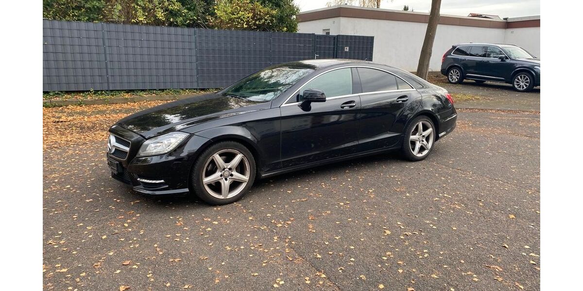 Mercedes-Benz CLS 350 282.000 km 12.490 &euro; Köln 51107