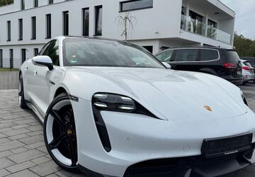 Porsche Taycan 79.000 km 79.990 &euro; Köln 51105