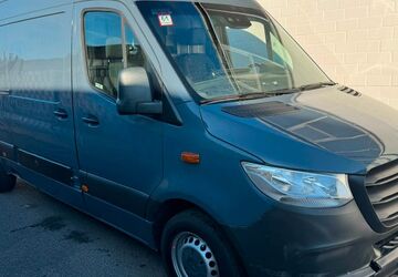 Mercedes-Benz Sprinter 138.000 km 10.650 &euro; Köln 51149
